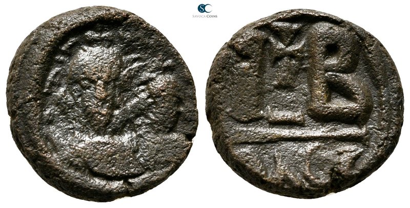 Heraclius with Heraclius Constantine AD 610-641. Alexandria
12 Nummi Æ

18 mm...