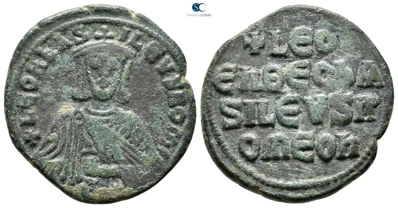 Leo VI the Wise. AD 886-912. Constantinople
Follis Æ

26 mm., 7,68 g.



...