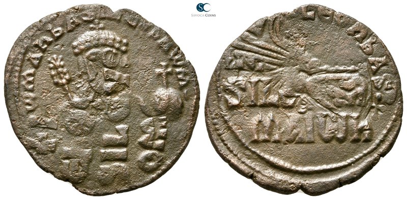 Romanus I Lecapenus AD 920-944. Constantinople
Follis Æ

27 mm., 5,07 g.

...