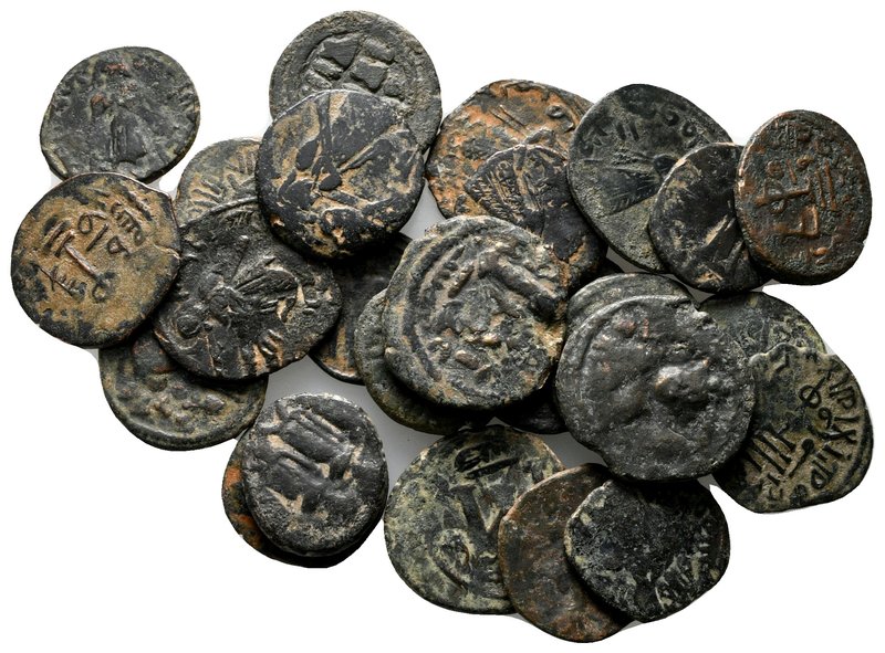 Lot of ca.25 Byzantine bronze Coins / SOLD AS SEEN, NO RETURN!

nearly very fi...