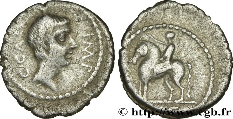 OCTAVIAN
Type : denier 
Date : printemps - été 
Date : 43 AC. 
Mint name / T...