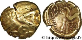 GALLIA BELGICA - SUESSIONES (Area of Soissons)
Type : Statère à l'œil, stylisé - cheval à gauche, var. 5 
Date : c. 60-50 AC. 
Metal : gold 
Diame...