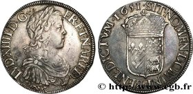 LOUIS XIV "THE SUN KING"
Type : Écu à la mèche longue du Béarn 
Date : 1651 
Mint name / Town : Pau 
Metal : silver 
Millesimal fineness : 917 ‰...