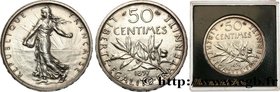 V REPUBLIC
Type : Essai au module de 5 francs et au revers de 50 centimes Semeuse 
Date : (1959) 
Date : 1897 
Mint name / Town : Paris 
Quantity...