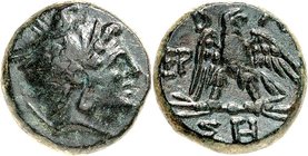 MAKEDONIEN. 
KÖNIGREICH. 
Perseus 178-168 v. Chr. AE-Tetrachalkon 18mm 7,56g. Kopf des Perseus mit Adlerhelm (Hadeskappe) n.r. / B-A - Monogramm und...