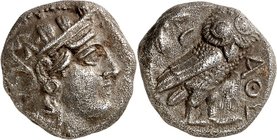 ATTIKA. 
ATHEN. Tetradrachmon (280/261 v. Chr.) 16,81g. Kopf der Athena mit attischem Helm n. r. / A QE Eule steht n. r., Kopf v. vorn, dahinter Ölzw...