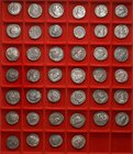 RÖMISCHES KAISERREICH. 
Allgemein: Bronzemünzen. Lot 40 spätrömische Kleinbronzen 18-24mm: Constantin I. und II. (11), Licinius (28), Maximinus. . 
...