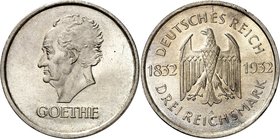 WEIMARER REPUBLIK. 
GEDENKMÜNZEN. 
3 Reichsmark 1932 A Goethe. J.&nbsp; 350. . 

winz.Rf.,vz-St