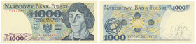 1.000 złotych 1975 -E- 

Rzadka seria, nie pochodząca z albumów NBP.
Praktycznie emisyjny stan zachowania. Śladowe zagięcie końcówki lewego, górneg...