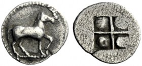  The J. FALM Collection: Miniature Masterpieces of Greek Coinage depicting Animals   Uncertain Thraco-Macedonian tribe  Diobol (?), circa 480-476, AR ...