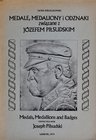Strzałkowski J., Medale, medaliony i odznaki związane z Józefem Piłsudskim, Londyn 1974.