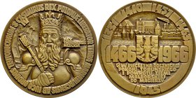 Medal autorstwa Tołkina z 1966 roku, wybity w Mennicy Państwowej z okazji 500-lecia podpisania Pokoju Toruńskiego.