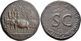 Divus Augustus, died AD 14. Sestertius (Orichalcum, 33 mm, 27.76 g, 1 h), Rome, struck under Tiberius, 34-35, 35-36 or 36-37. [DIVO] / AVGVSTO / S P Q...