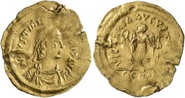 Justinian I, 527-565. Tremissis (Gold, 17 mm, 1.49 g, 12 h), Constantinopolis. D N IVSTINIANVS P P AVG Diademed, draped and cuirassed bust of Justinia...