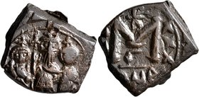 Heraclius, 610-641. Follis (Bronze, 20 mm, 5.25 g, 7 h), Constantinopolis, RY 30 = 639/640. Heraclius, Heraclius Constantine and Heraclonas standing f...
