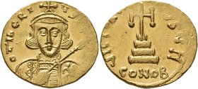 Tiberius III (Apsimar), 698-705. Solidus (Gold, 20 mm, 4.47 g, 7 h), Constantinopolis. o tIbЄRIЧS PЄ AV Draped and cuirassed bust of Tiberius III faci...