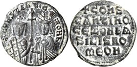 Constantine VII Porphyrogenitus, with Zoe, 913-959. Follis (Bronze, 26 mm, 8.00 g, 6 h), Constantinopolis, 914-919. +COҺSTAҺT' CЄ ZOH b' Bust of Const...