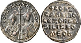 Constantine VII Porphyrogenitus, with Zoe, 913-959. Follis (Bronze, 27 mm, 6.88 g, 7 h), Constantinopolis, 914-919. +COҺSTAҺT' CЄ ZOH b' Bust of Const...