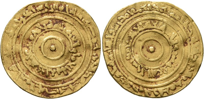 ISLAMIC, Fatimids. al-'Aziz billah, AH 365-386 / AD 975-996. Dinar (Gold, 22 mm,...