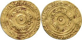 ISLAMIC, Fatimids. al-'Aziz billah, AH 365-386 / AD 975-996. Dinar (Gold, 22 mm, 4.10 g), Misr, AH 375 = AD 986/7. Nicol 711. Slightly clipped and the...