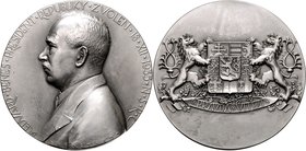 Silver medal Dr. E. Benes 1936, J. Sejnost, Ag 987/1000 231,22 g, 80 mm, mintage of 42 pcs., Kremnica , Kremnica , Bo. 006 a

UNC | UNC