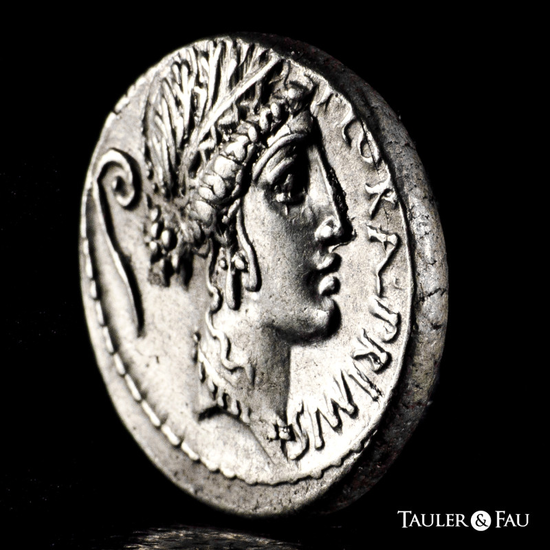 Servillus biddr.com - Tauler & Fau, Auction 170, lot 81. Servilius. C. Serveilius ...