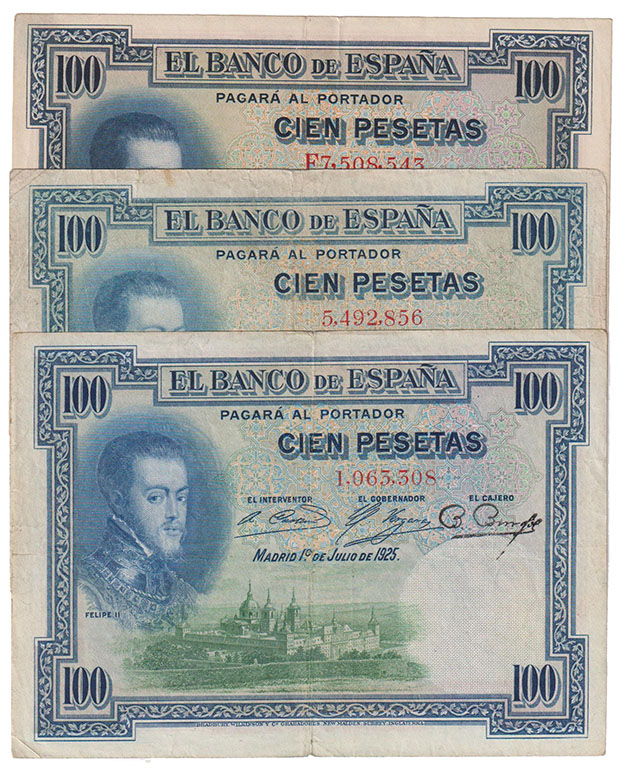 Banco de España
100 Pesetas. 1 julio 1925. Lote de 3 billetes. Sin serie (2) y ...