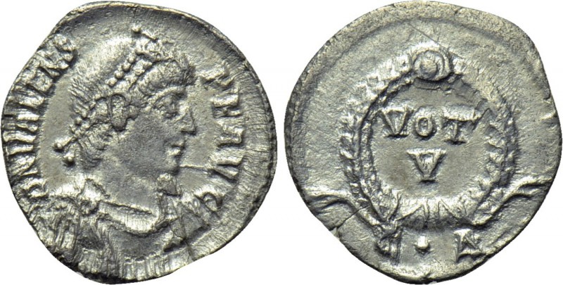 VALENS (364-378). Siliqua. Constantinople. 

Obv: D N VALENS P F AVG. 
Diadem...