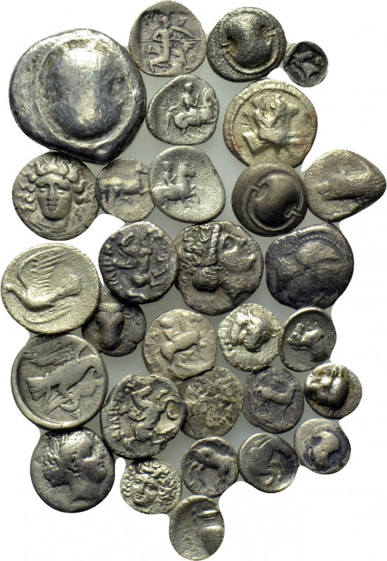 30 Greek silver coins. 

Obv: .
Rev: .

. 

Condition: See picture.

We...