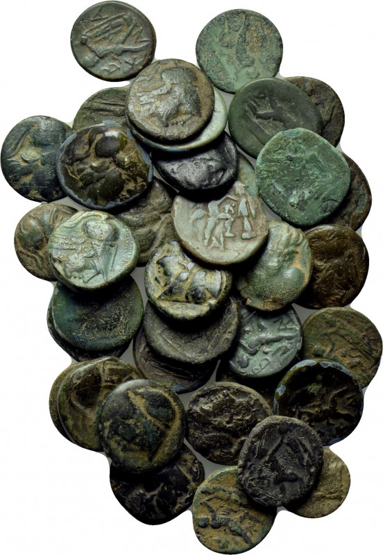 37 bronze coins of Antigonos Gonatas. 

Obv: .
Rev: .

. 

Condition: See...
