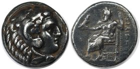 Griechische Münzen, MACEDONIA. Philipp III. Arrhidaios, 323 - 317 v. Chr. Drachme (3.94g). Vs.: Kopf des Herakles mit Lövenfell n. r. Rs.: ΦIΛIΠΠOY, Z...