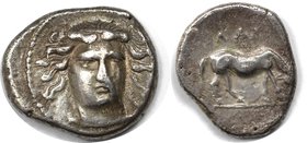 Griechische Münzen, THESSALIA. LARISSA. Drachme (5.91g). 369 - 360 v. Chr. Vs.: Kopf der Nymphe Larissa mit Ampyx en face, leicht nach links gewandt. ...