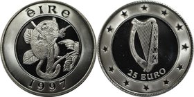Europäische Münzen und Medaillen, Irland / Ireland. Eichhörnchen. Medaille "25 Euro" 1997, Silber. Polierte Platte