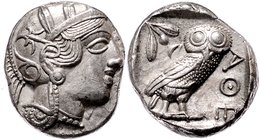 Griechen Attika
Athen ca. 449 - 404 v. Chr. Tetradrachme o. J. 17,17g. SNG Cop 31-40, BMC 8.62-70, SNG München 46-59. stgl