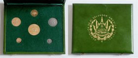 El Salvador Republik
 Münzsatz / Coin Set 1971 6 Stück (4x Au + 2x Ag) zu 200+100+50+25 Colones (Au), 40,023g fein, +5+1 Colones (Ag), in grünem Orig...