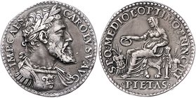 Italien Mailand
Carl V. 1535 - 1556 Medaglia al modulo del Quarto di Scudo (Testone) 1536 Busto laureato e corazzato volto a d // La Pietà seduta su ...