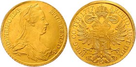 Münzen Römisch Deutsches Reich - Habsburgische Erb- und Kronlande Maria Theresia 1740 - 1780
 5 Dukaten 1777 M. THERSIA D G – R IMP HU BO REG, Brustb...