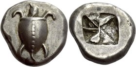 Aegina, Aegina
Plated stater circa 510-485, AR 10.84 g. Sea-turtle seen from above, with thin collar and dots running down the back. Rev. Union Jack ...