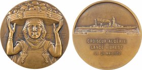 Militaria, le croiseur Algérie, par Morlon, 1932 Paris
SUP+. Bronze, 50,0 mm, 63,20 g, 12 h, Punch: Corne d'abondance