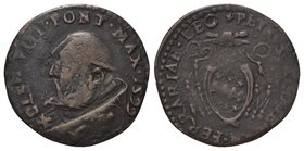 Clemente VIII (Ippolito Aldobrandini), 1592-1605. 
Quattrino 1599.
Æ gr. 2,44
Dr. CLEM VIII PONT MAX 1599. Busto a s., con piviale decorato.
Rv. P...