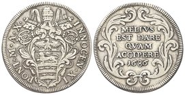 Innocenzo XI (Benedetto Odescalchi), 1676-1689.
Testone 1686 a. X.
Ag gr. 8,98
Dr. INNOCEN XI - PONT M A X Stemma sormontato da chiavi decussate.
...