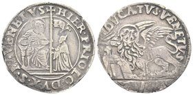 Girolamo Priuli Doge LXXXIII, 1559-1567.
Quarto di Ducato da 31 Soldi.
Ag gr. 7,59
Dr. HIER PRIOLO DVX S M VENETVS. San Marco, stante verso s., por...
