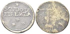 XVI Secolo
Peso monetale dello Scudo di 10 Paoli.
Æ dorato. gr. 26,87
Dr. SCVDO DI / FIRENZA. Iscrizione su due righe; sopra, una stella; sotto, tr...