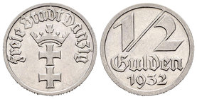 Alemania. 1/2 gulden. 1932. (Km-153). Ni. 3,00 g. SC. Est...20,00.