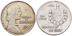 Cuba. 1 peso. 1935. (Km-22). Ag. 26,60 g. Golpes. MBC. Est...25,00.