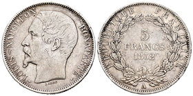 Francia. Luis Napoleón. 5 francos. 1852. París. A. (Km-773.1). (Gad-726). Ag. 24,75 g. Golpecitos en el canto. MBC-. Est...30,00.