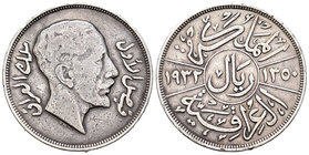 Iraq. Faisal I. Riyal. 1350 H (1932). (Km-101). Ag. 16,65 g. Golpecitos en el canto. MBC/MBC+. Est...60,00.