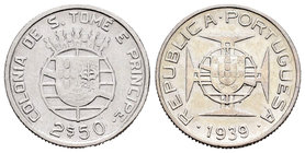 Santo Tomé. 2 1/2 escudos. 1939. (Km-5). Ag. 3,37 g. MBC+. Est...60,00.