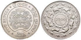 Sri Lanka. 5 rupias. 1957. (Km-126). Ag. 28,22 g. 2500 años del budismo. EBC+. Est...35,00.