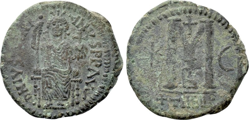 JUSTINIAN I (527-565). Follis. Antioch. 

Obv: DN IVSTINIANVS PP AVG. 
Justin...